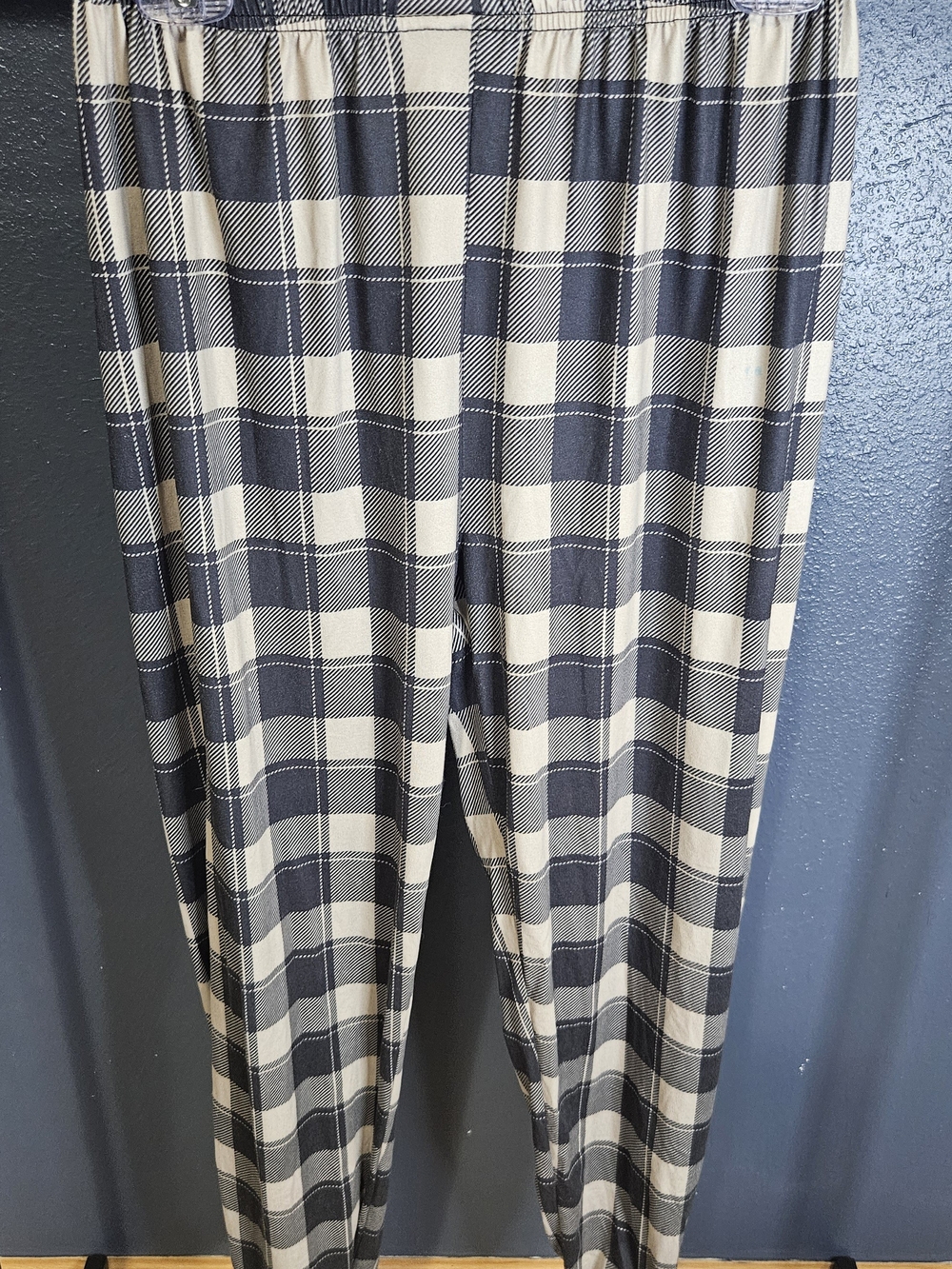 Black and Cream Plaid Girls’s Pants/Shorts Set